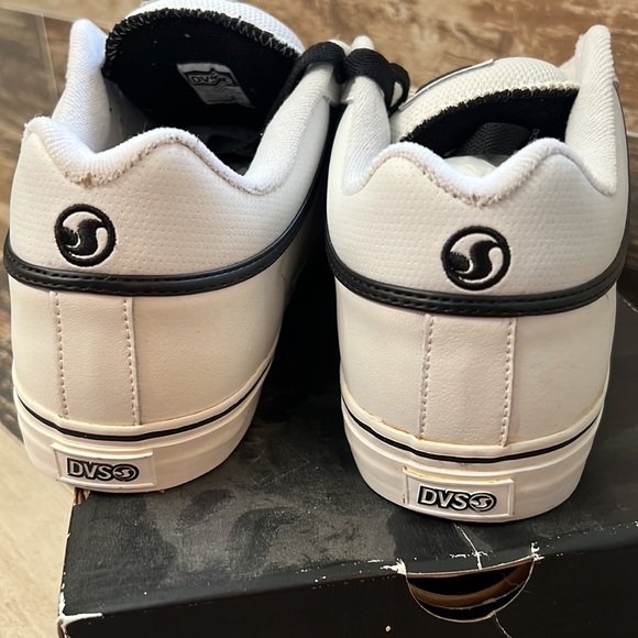 NWT Mens DVS Shoes - Picture 5 of 8